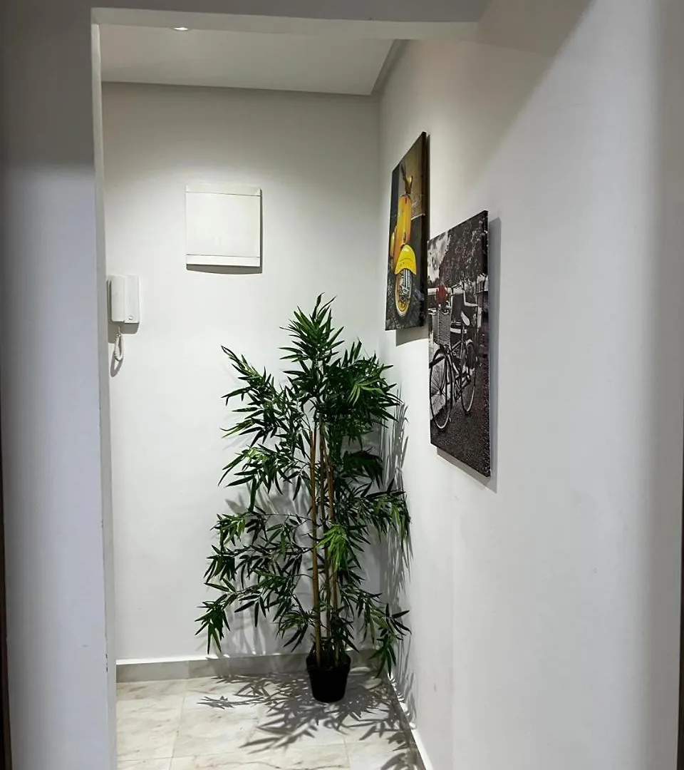 Urban Studio Casa Casablanca 0*,